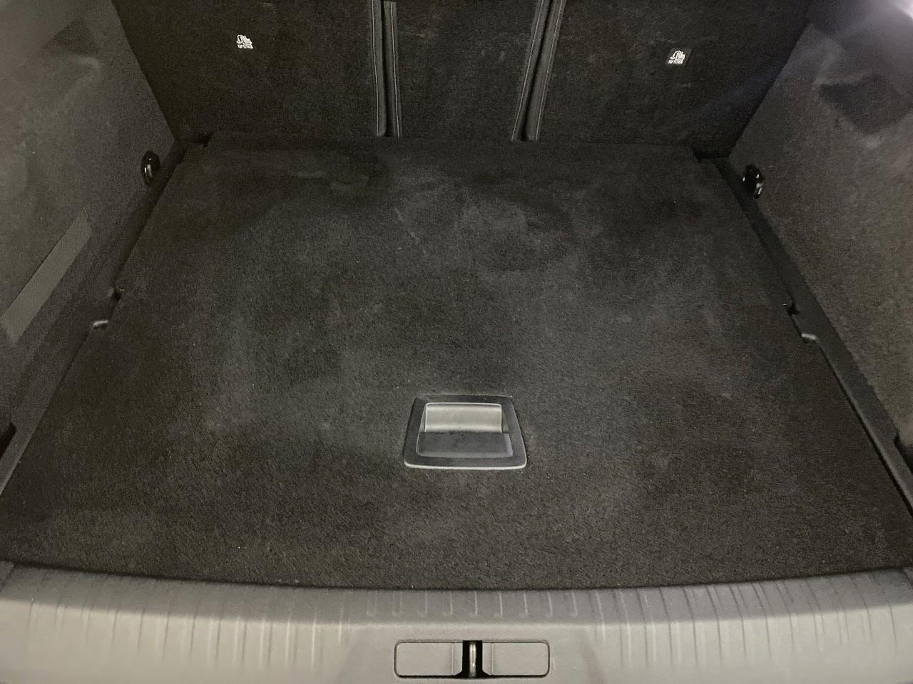 Peugeot 3008 hybrid 145 e-dcs6 gt — photo 6