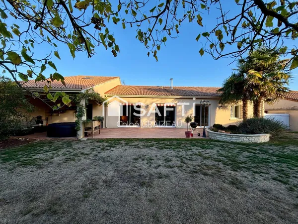 Maison de plain-pied, 4 chambres, bureau, garage