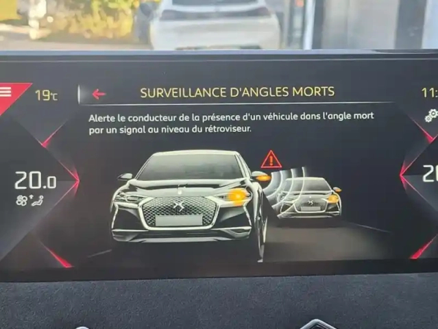 Ds Ds 3 1.2 puretech 130 auto performance line + — photo 17