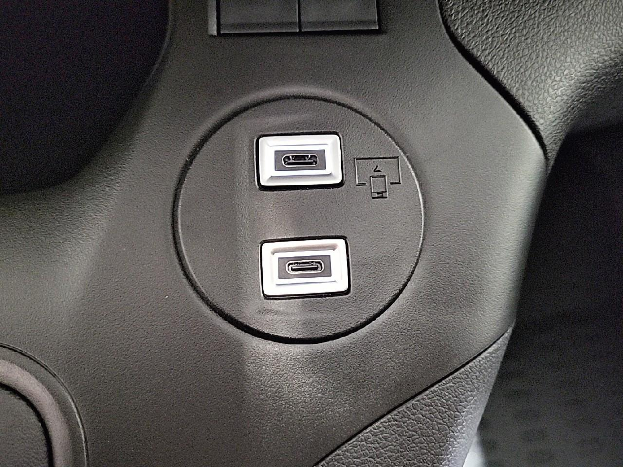 Citroën Berlingo van m diesel 100 ch manuelle — photo 18
