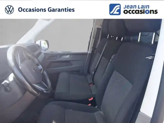 Volkswagen Transporter 6.1 van l1h1 2.0 tdi 150 dsg7 — photo 6