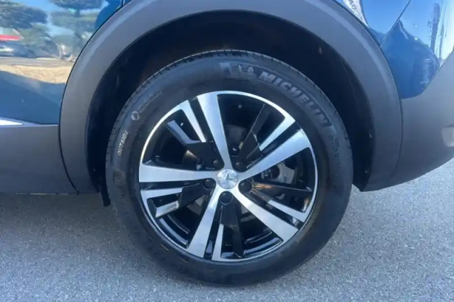 Peugeot 5008 puretech 130ch s&amp;s bvm6 — photo 12
