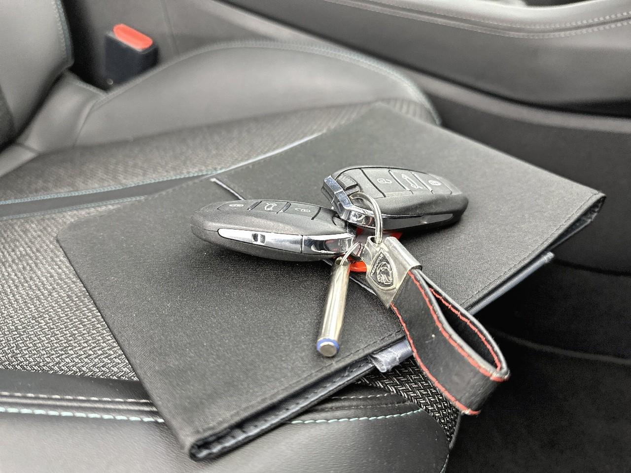 Peugeot 308 sw puretech 130ch s&s bvm6 allure pack — photo 36