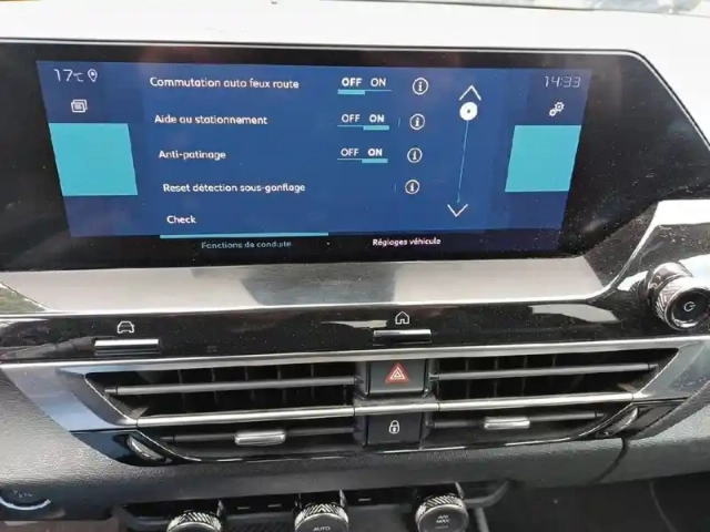 Citroën C4 e- 136 ch automatique — photo 20