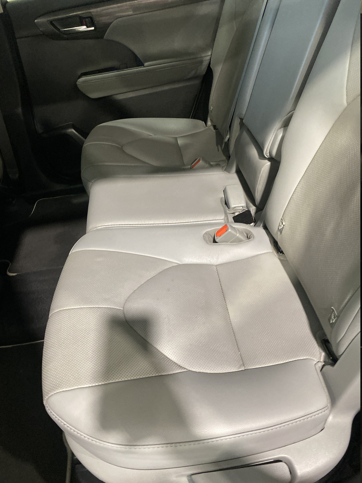 Toyota HIGHLANDER — photo 64