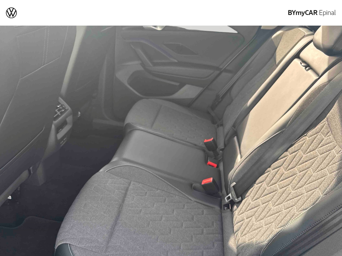 Volkswagen Tiguan 2.0 TDI 150ch DSG7 — photo 12