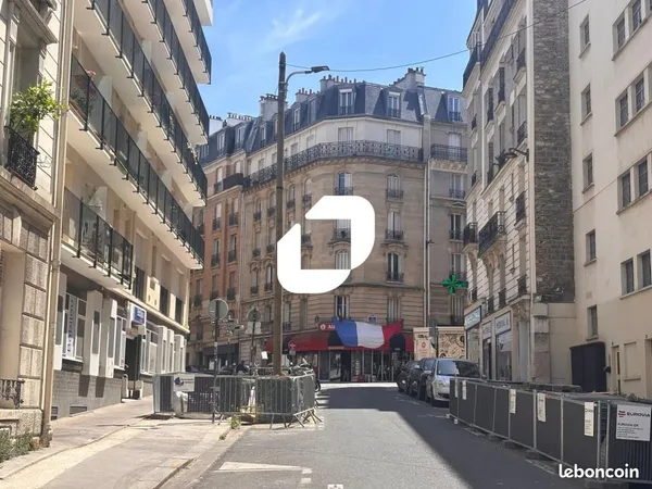 Bureau 356 m²