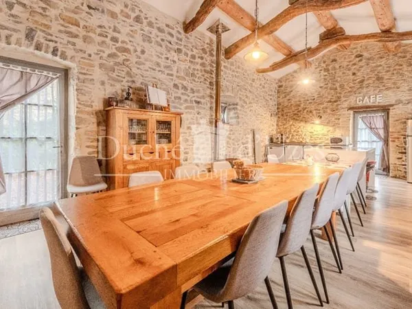 Maison et villa de prestige Vente Lussan 12p 280m² 782000€
