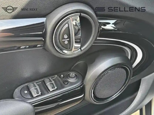 Mini Mini 5 portes cooper 136ch edition premium bva7 — photo 9