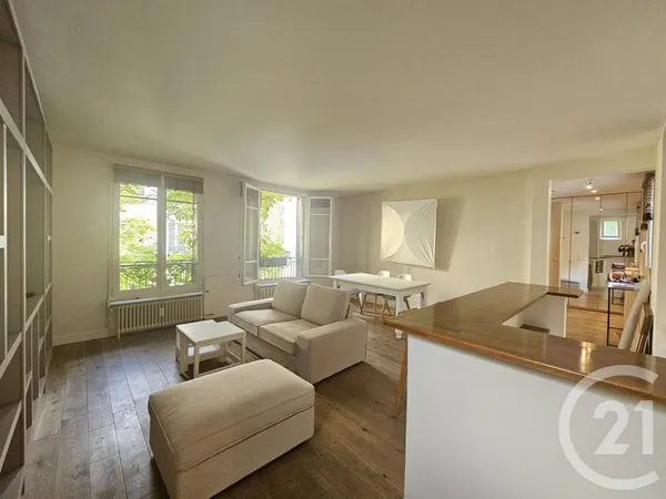 Appartement 2 pièces 77 m²