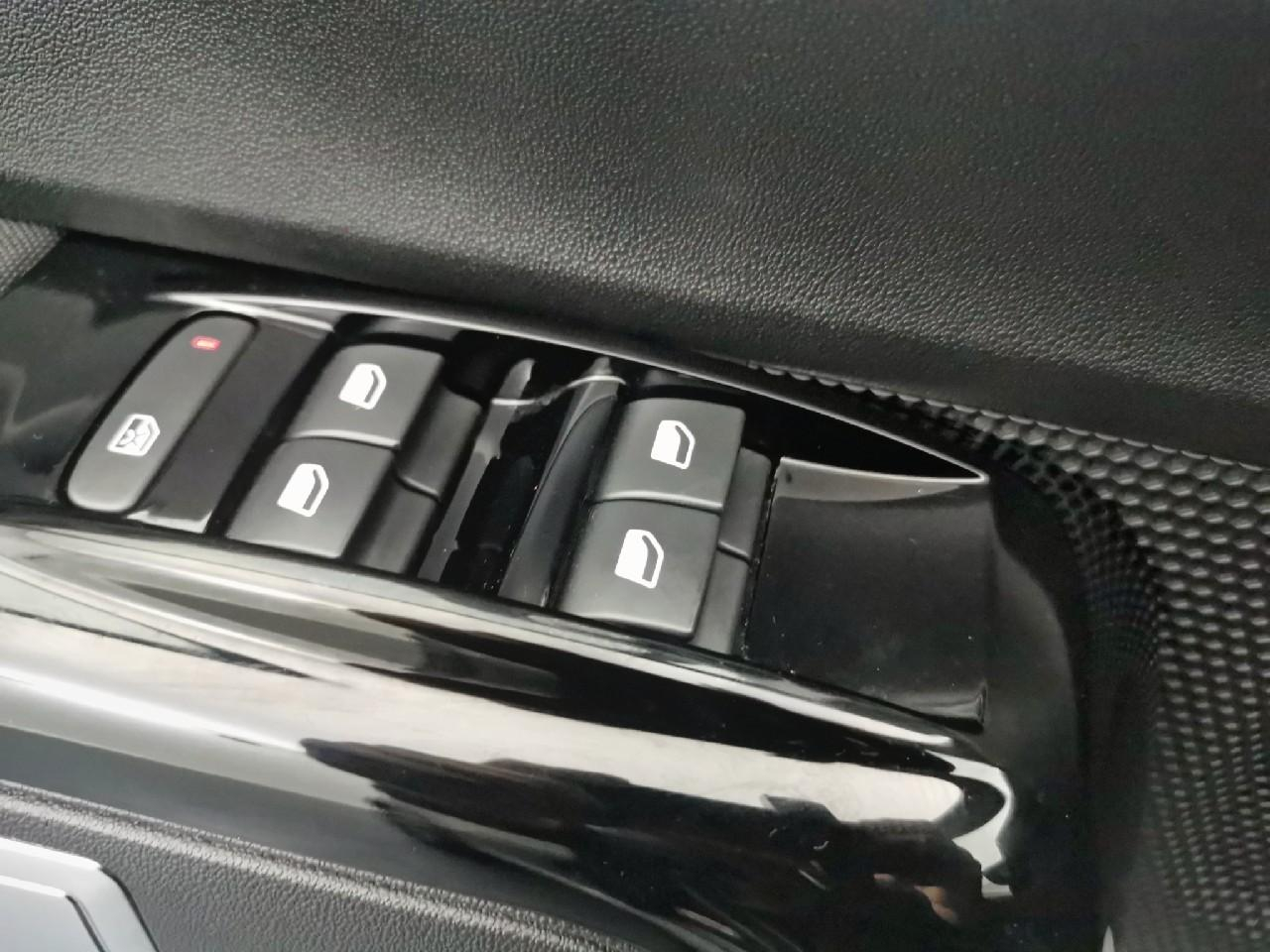 Citroën C3 puretech 110 s&s eat6 shine — photo 26