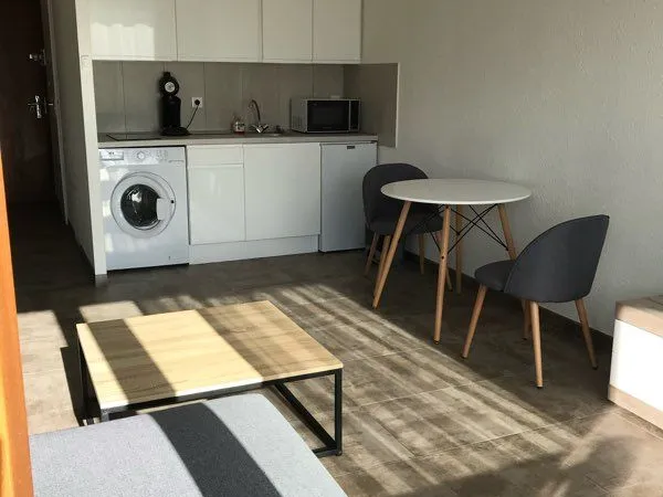 Studio meublé 800