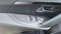 Peugeot 2008 1.2 100ch S&S Allure — photo 12