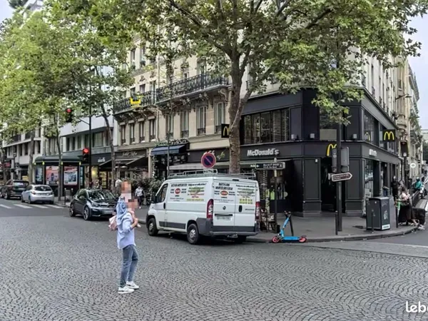 Bureaux 165 m² PARIS