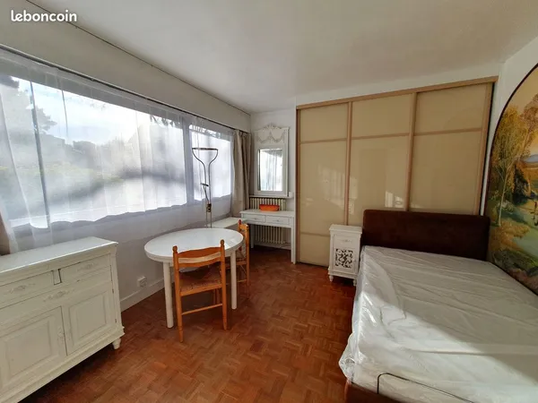 Studio meublé 21m2 exposé Sud dans résidence de standing
