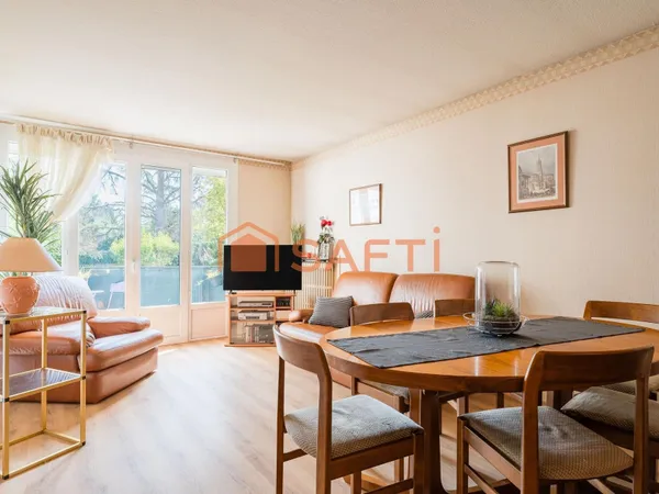 T4 familial avec balcon, entre centre et rocade