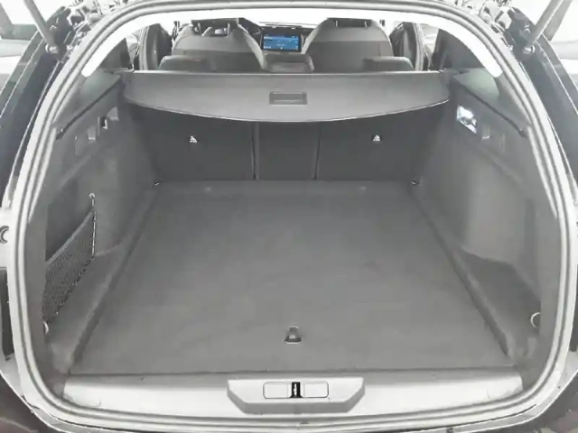 Peugeot 308 sw hybrid 145 e-dcs6 — photo 52