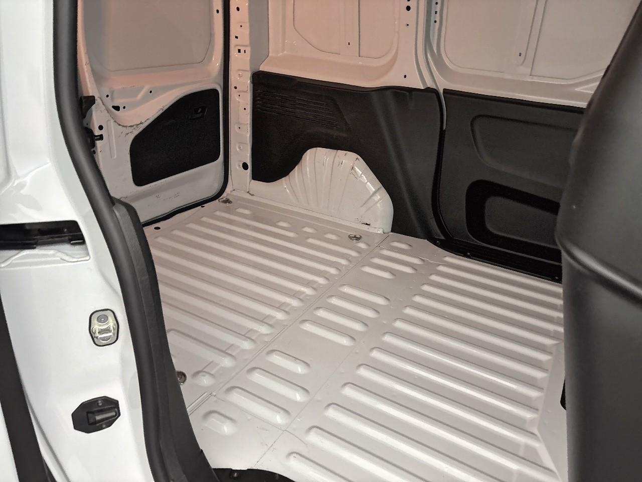 Peugeot Partner fourgon m 650 kg bluehdi 100 s&s bvm6 — photo 13