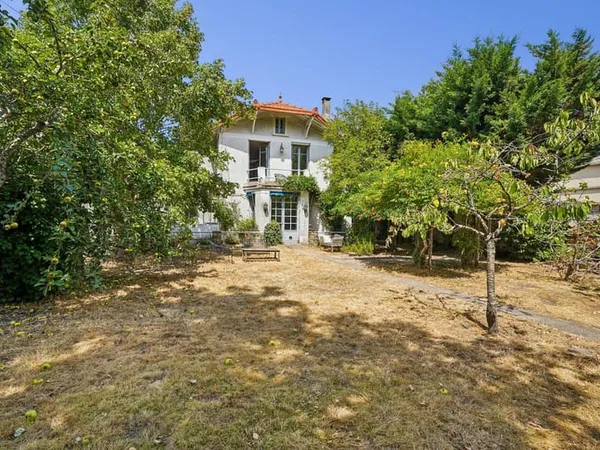 Maison 5 pièces 150 m²