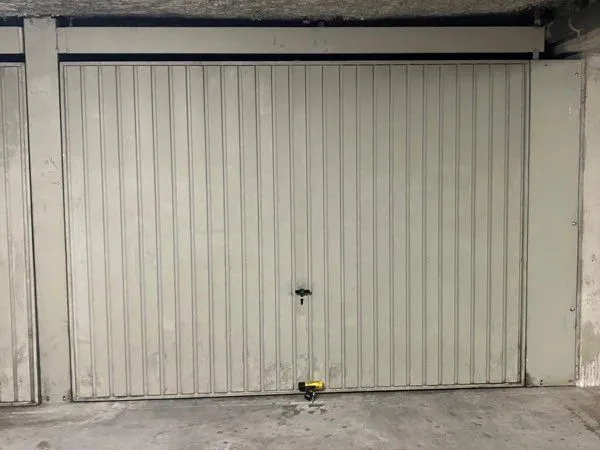 Loue box 15 m2 Saint Barnabé