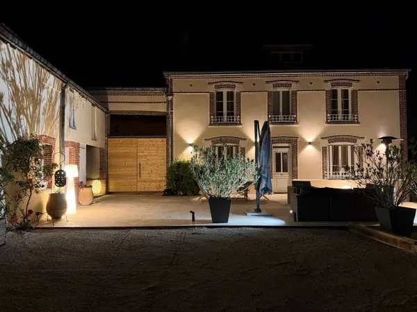 Maison 7 pièces 196 m²