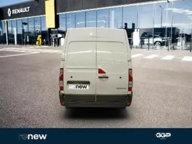 Renault Master fourgon fgn trac f3500 l2h2 blue dci 135 confort — photo 5