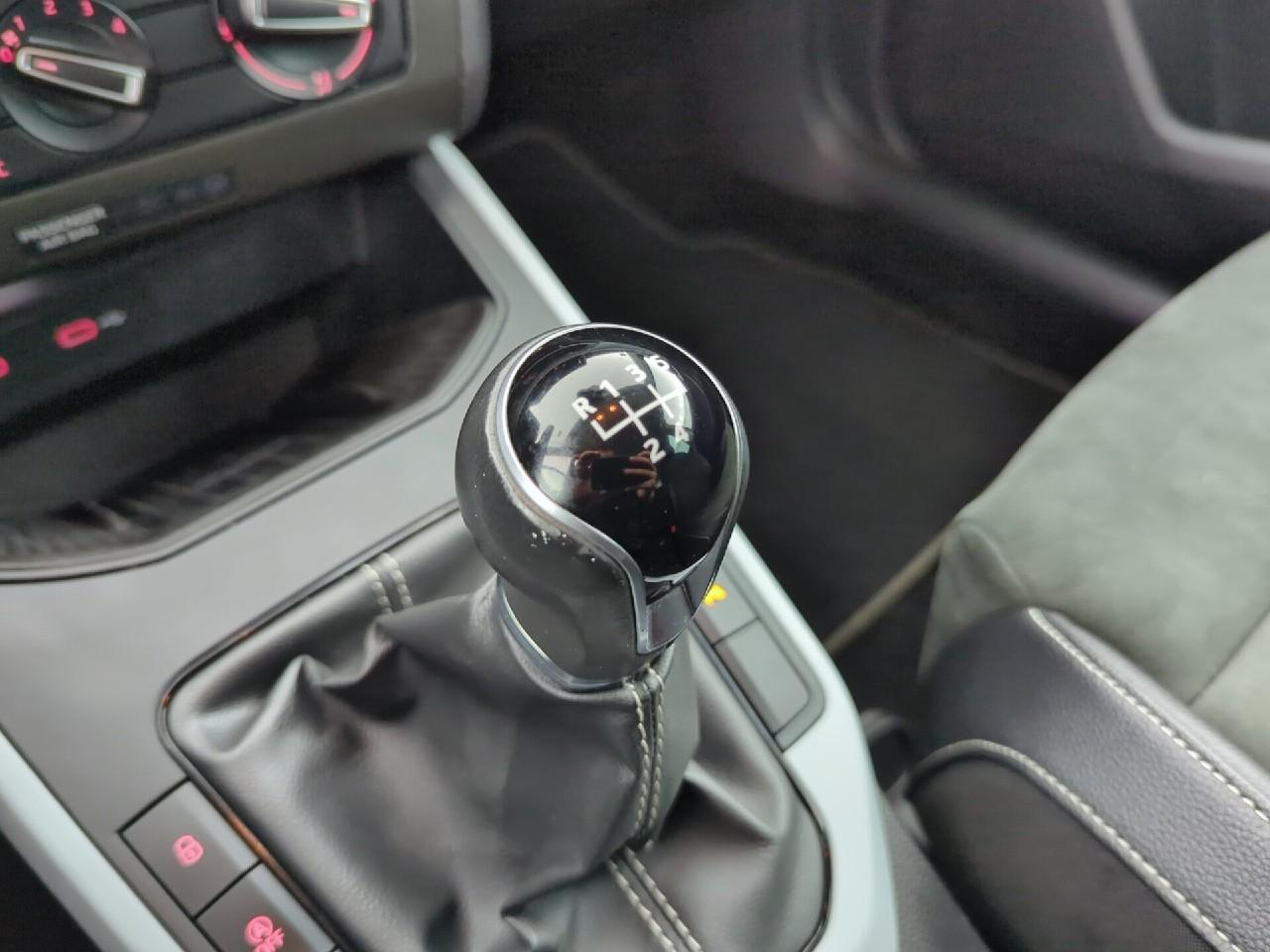 Seat Arona 1.0 tsi 95 ch start/stop bvm5 urban — photo 30