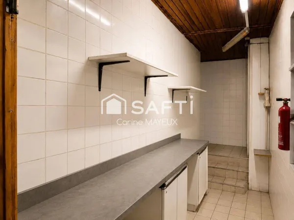 Restaurant 100 m²