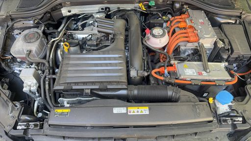 Volkswagen Golf 1.4 TSi 245 Plug in Hybrid DSG6 - GTE – 2024 – 45005 km – Hybride rechargeable – Boîte Automatique — photo 32