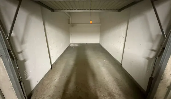 Parking 12 m²