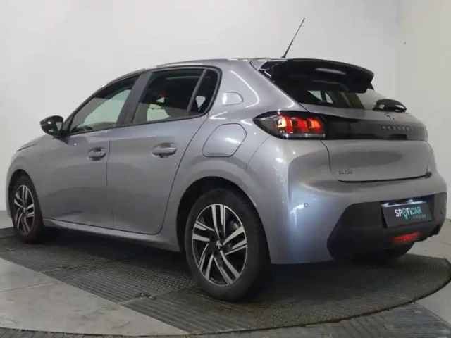 Peugeot 208 1.5 bluehdi 100ch s&amp;s active pack — photo 8