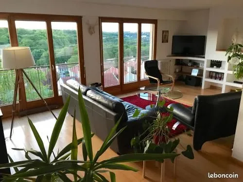 Rare, à louer grand F5