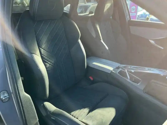 Peugeot 3008 electrique 73 kwh 210 ch — photo 14
