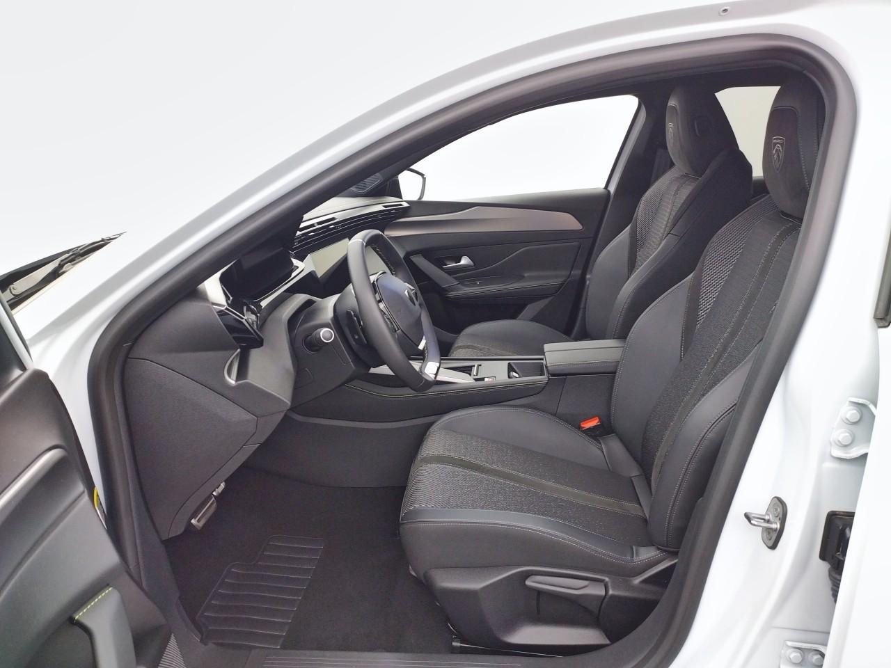Peugeot 308 hybrid 136 e-dcs6 gt — photo 10