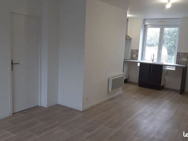 Appartement Location Plouvien 2p 43m² 545€