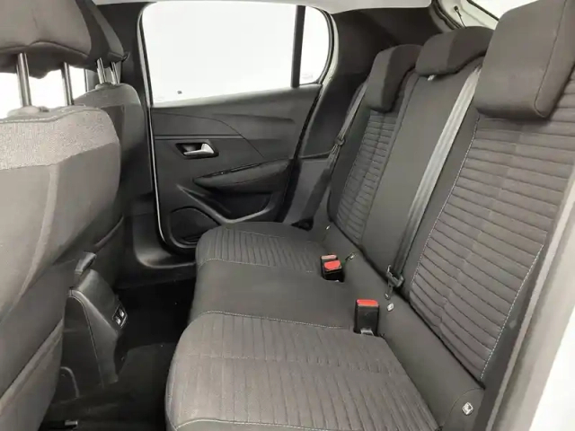 Peugeot 208 electrique 50 kwh 136ch — photo 16