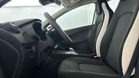 Renault Zoé E-Tech Life charge normale R110 - 21 — photo 12