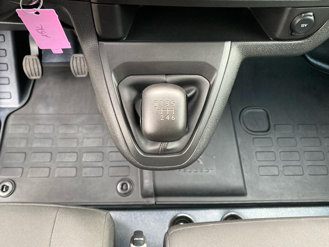 Peugeot Expert m 1.5 bluehdi 120ch s&s — photo 16
