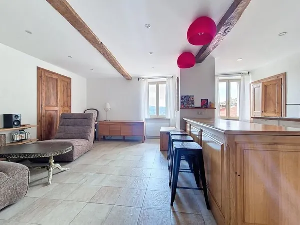 Appartement Vente Coursegoules 4p 75m² 255000€