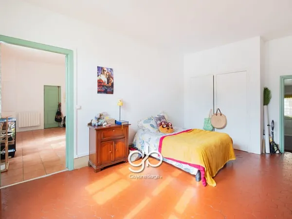 Béziers centre - Appartement T2 d'une superficie de 76m2 env