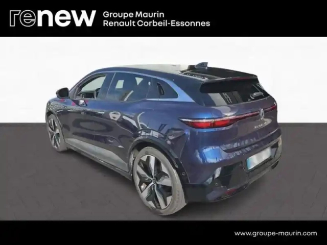 Renault Megane e-tech electric ev60 220ch techno super charge — photo 4