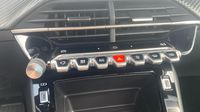 Peugeot 2008 1.2 Hybrid 110ch Style e-DCS6 — photo 26