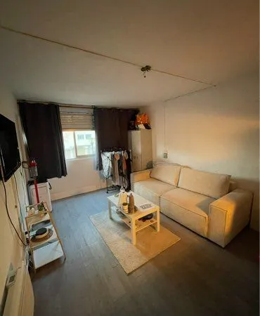 Studio 25 m² lumineux - Location à l'année - Balaruc-les-Bains