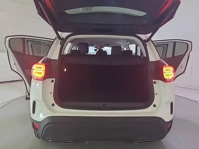 Citroën C5 Aircross hybride rechargeable 225 s&amp;s e-eat8 — photo 9