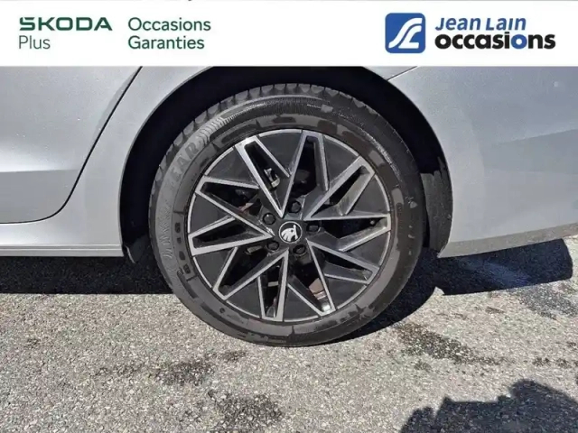 Skoda Octavia combi 1.5 tsi hybrid 150 ch act dsg7 — photo 12
