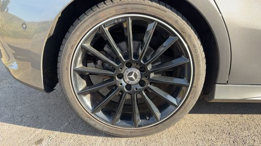 Mercedes Classe A 200 163 7G-DCT - AMG Line – 2019 – 86711 km – Essence – Boîte Automatique — photo 28