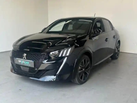 Peugeot 208 e- 136ch gt