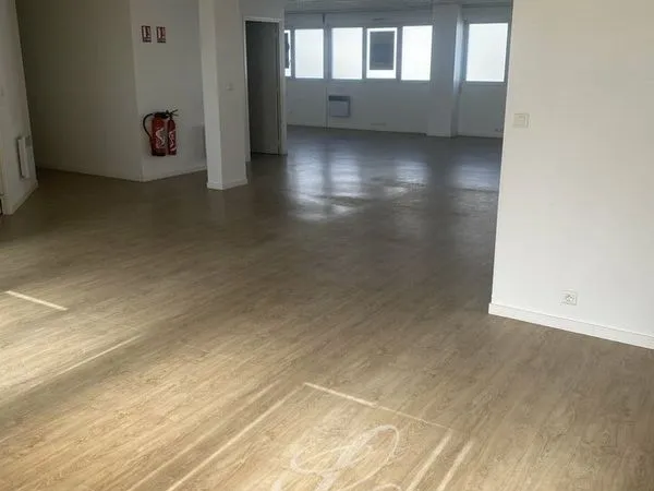 Bureaux 160 m² LE MANS
