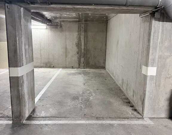 Stationnement Vente Paris 13m² 39000€