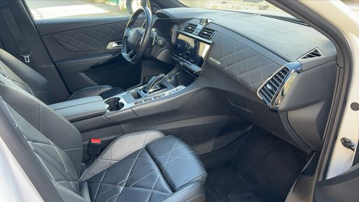DS DS7 Crossback 1.5 BlueHDi 130 EAT8 - Grand Chic – 2021 – 155113 km – Diesel – Boîte Automatique — photo 23